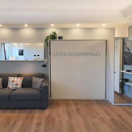 Smart - 1min From The Subway Apartment Milan